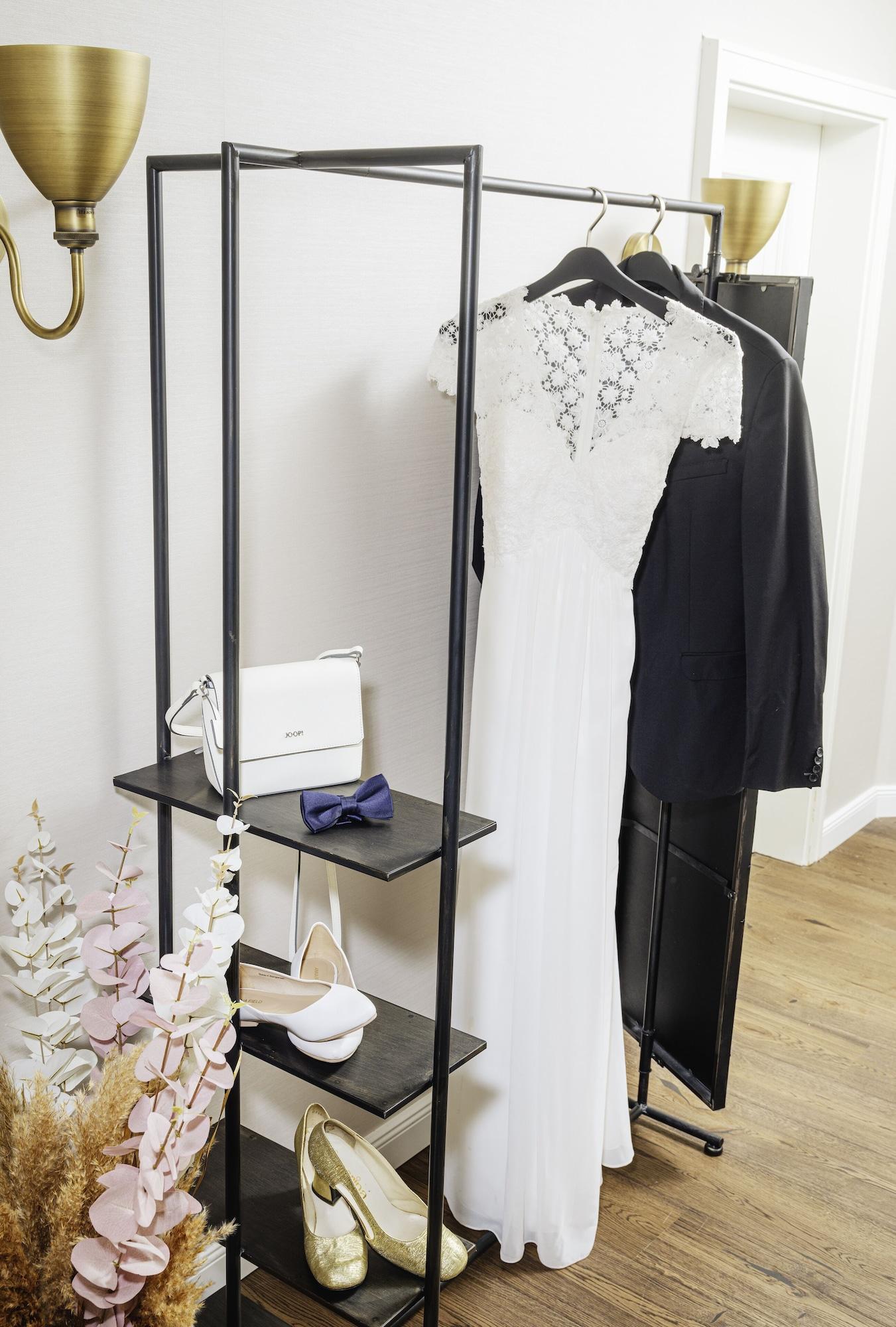 Althoff Hotel Fuerstenhof Целле Екстер'єр фото A coat rack