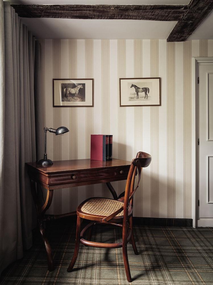 Althoff Hotel Fuerstenhof Целле Екстер'єр фото A room at the hotel