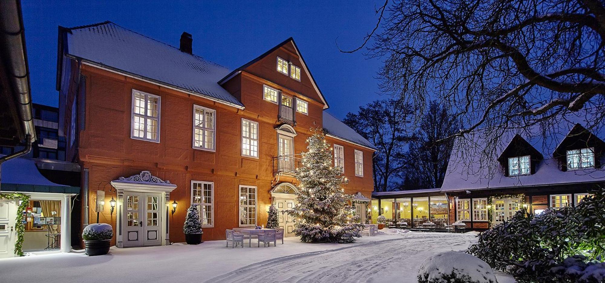 Althoff Hotel Fuerstenhof Целле Екстер'єр фото The main building of the hotel